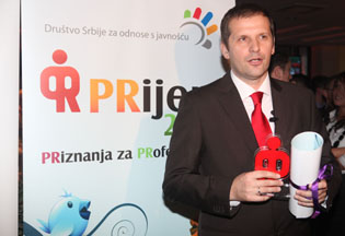 Dr Bora MIljanovic dobio Priznanje za licni doprinos